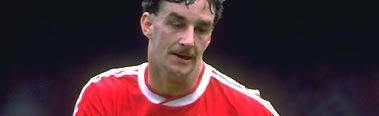 26 - John Aldridge, 100 Players Who Shook The KOP